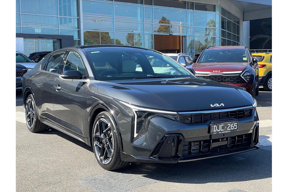 2025 Kia K4 GT-Line CL4m