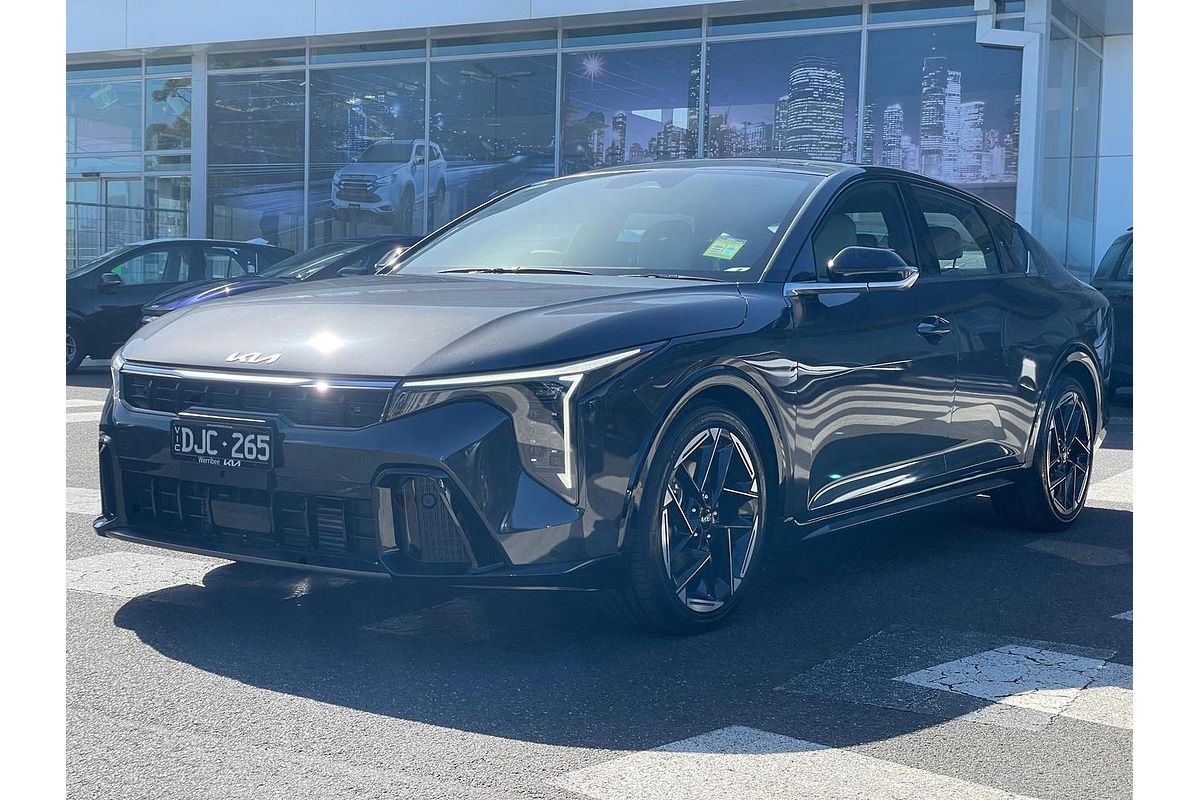 2025 Kia K4 GT-Line CL4m