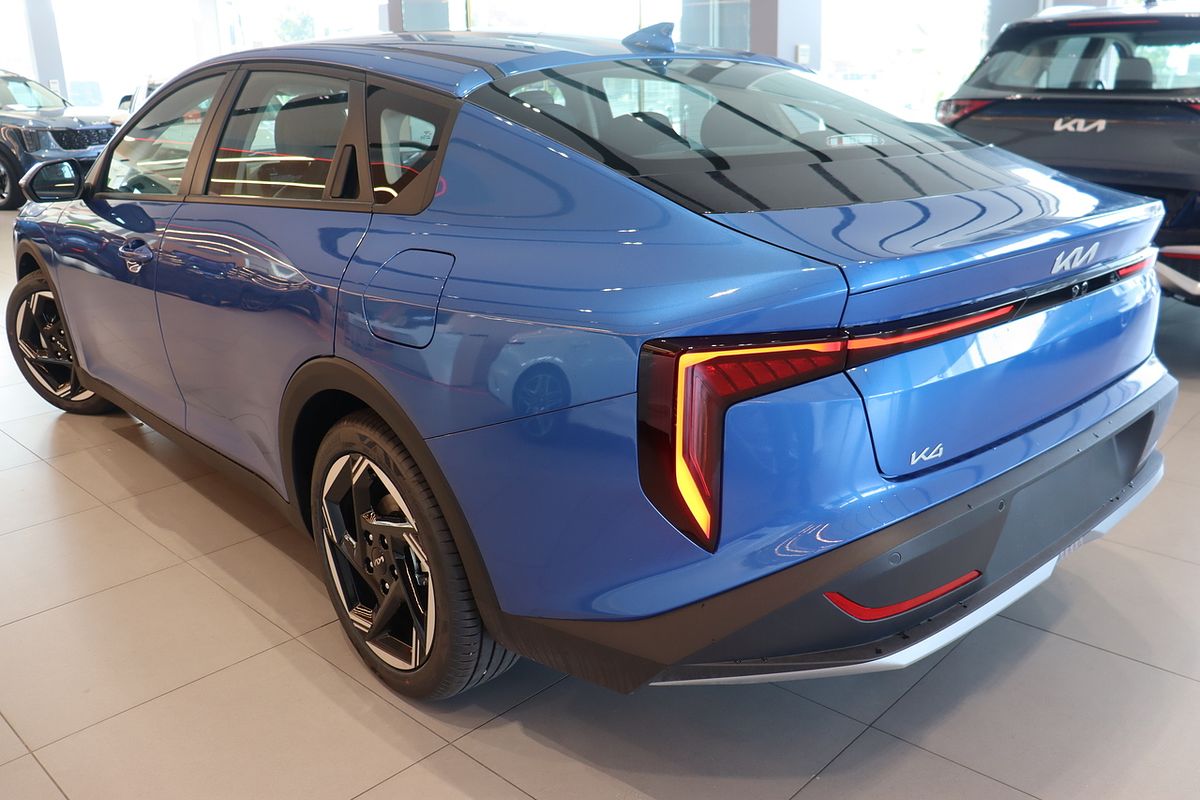 2024 Kia K4 Sport+ CL4m