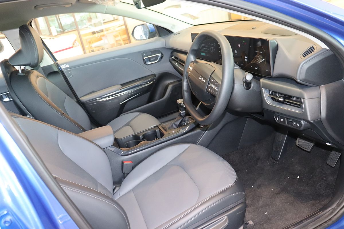 2024 Kia K4 Sport+ CL4m