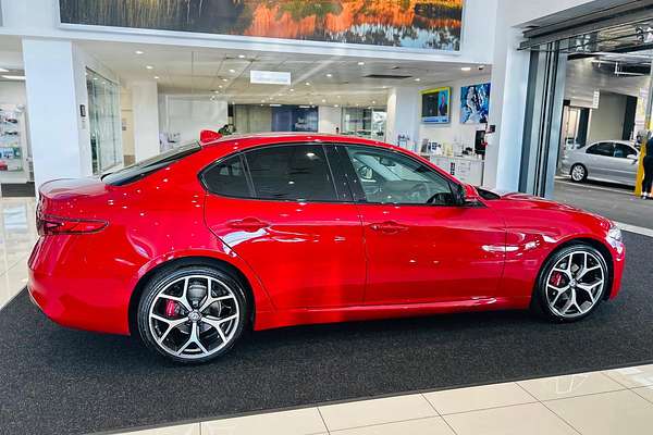 2021 Alfa Romeo Giulia Sport Series 2