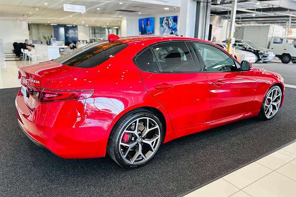 2021 Alfa Romeo Giulia Sport Series 2