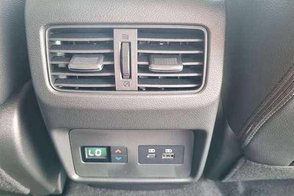 2024 Nissan X-TRAIL Ti e-POWER T33