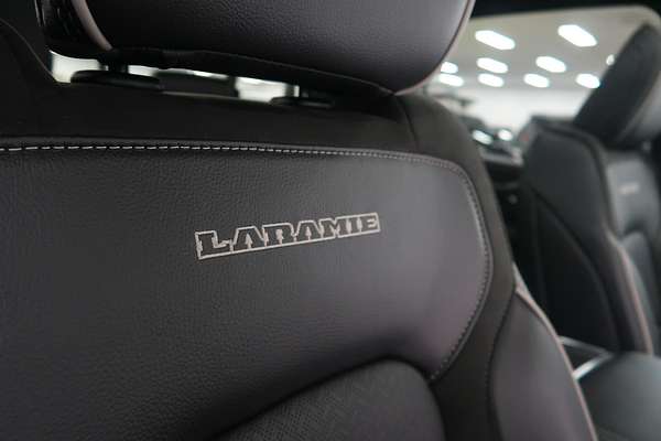 2024 RAM 1500 Laramie Sport RamBox DT 4X4 SWB