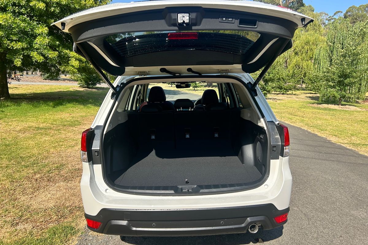 2024 Subaru Forester STI Sport S5