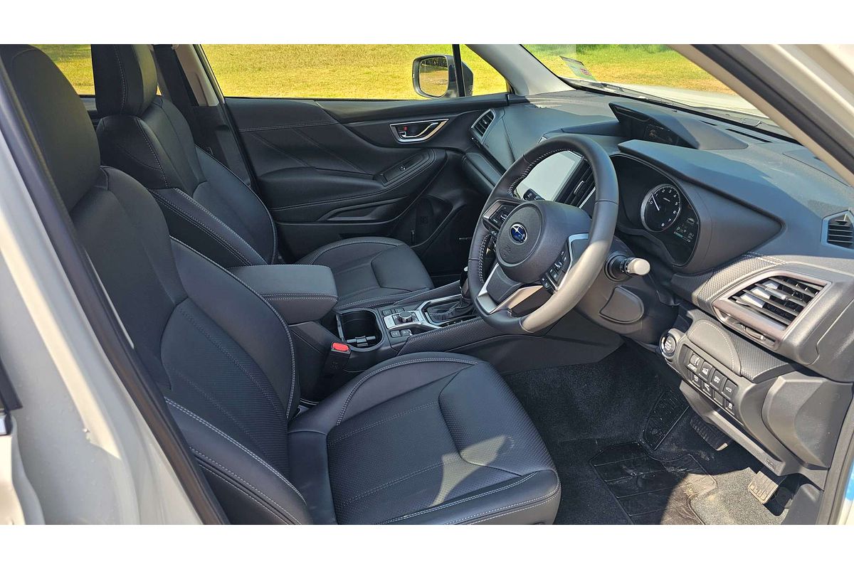 2024 Subaru Forester Hybrid S S5