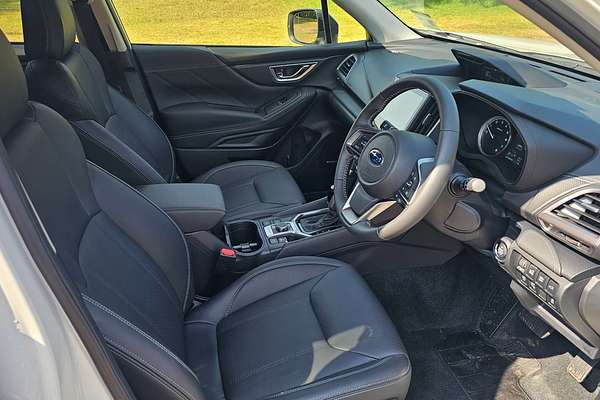2024 Subaru Forester Hybrid S S5