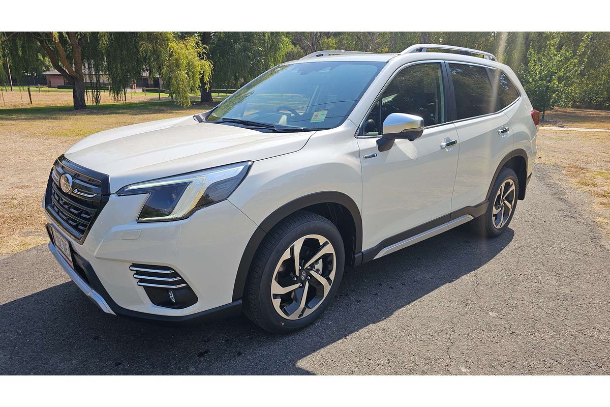 2024 Subaru Forester Hybrid S S5