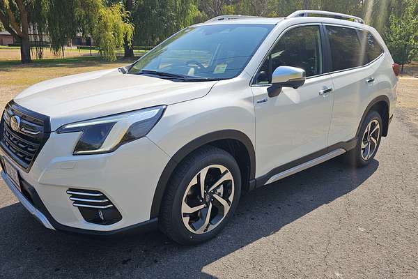 2024 Subaru Forester Hybrid S S5