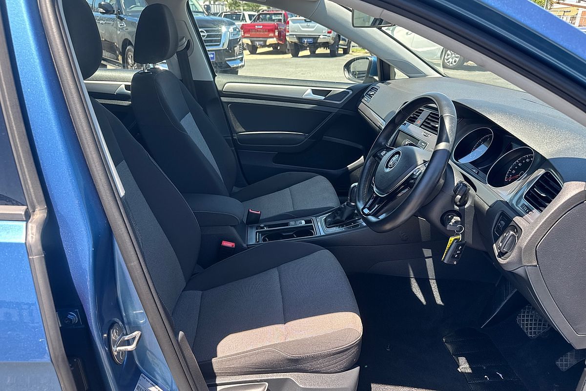 2015 Volkswagen Golf 92TSI 7