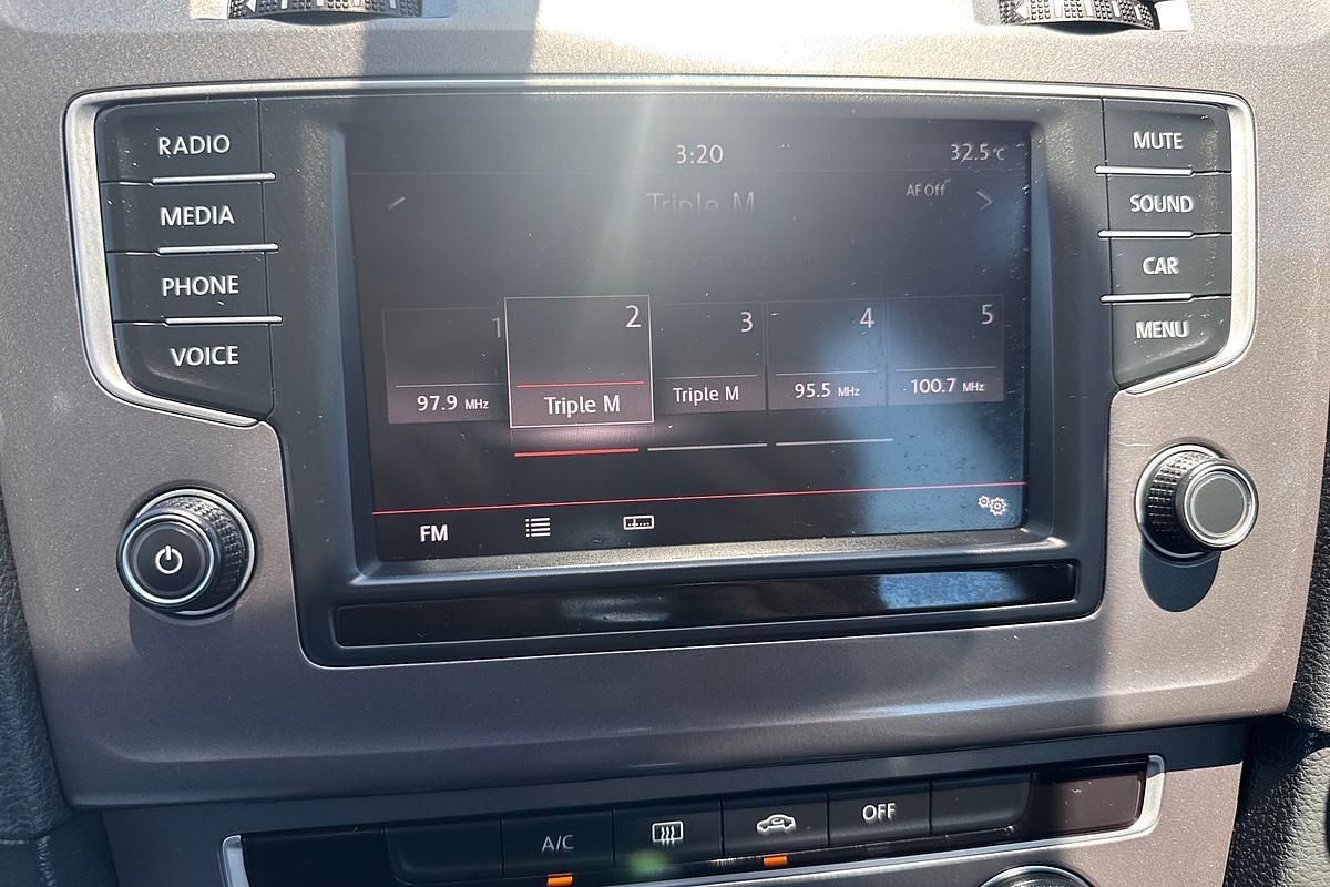 2015 Volkswagen Golf 92TSI 7