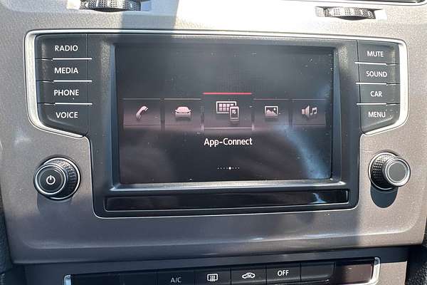 2015 Volkswagen Golf 92TSI 7