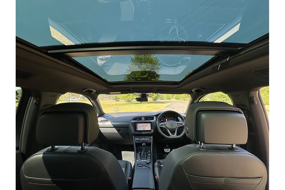 2024 Volkswagen Tiguan Wolfsburg Edition Allspace 5N