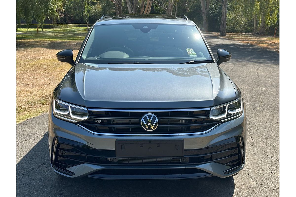 2024 Volkswagen Tiguan Wolfsburg Edition Allspace 5N