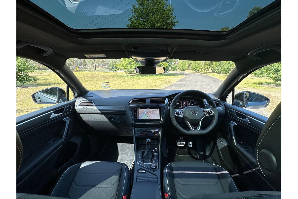2024 Volkswagen Tiguan Wolfsburg Edition Allspace 5N