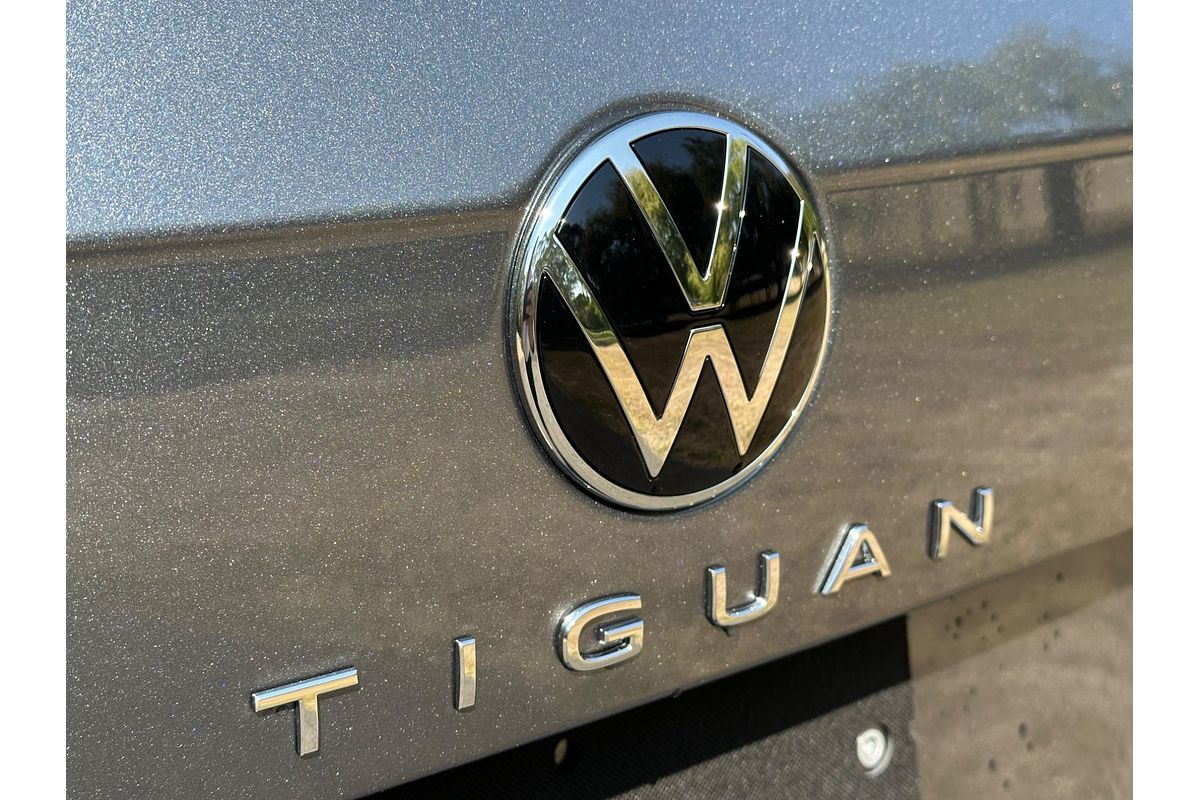 2024 Volkswagen Tiguan Wolfsburg Edition Allspace 5N