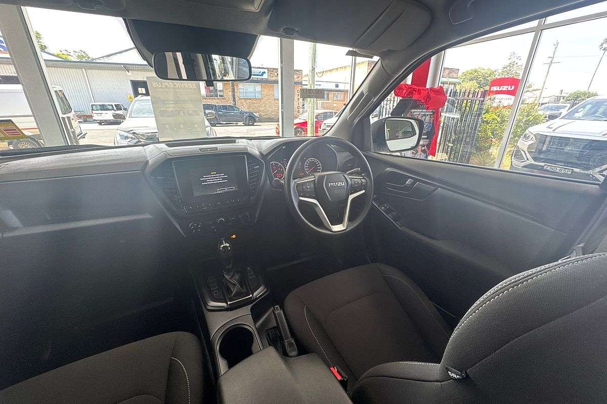 2023 Isuzu D-MAX SX High Ride Rear Wheel Drive