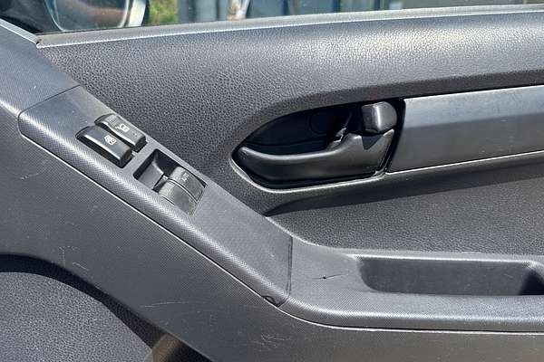 2014 Isuzu D-MAX SX Rear Wheel Drive