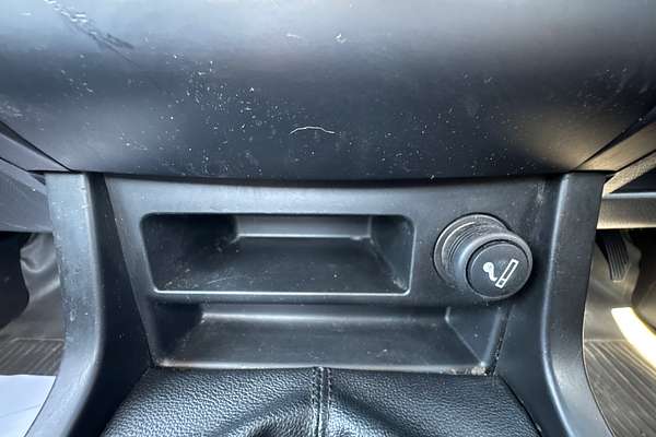 2014 Isuzu D-MAX SX Rear Wheel Drive