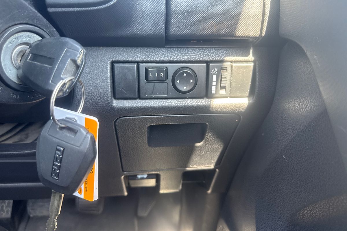 2014 Isuzu D-MAX SX Rear Wheel Drive