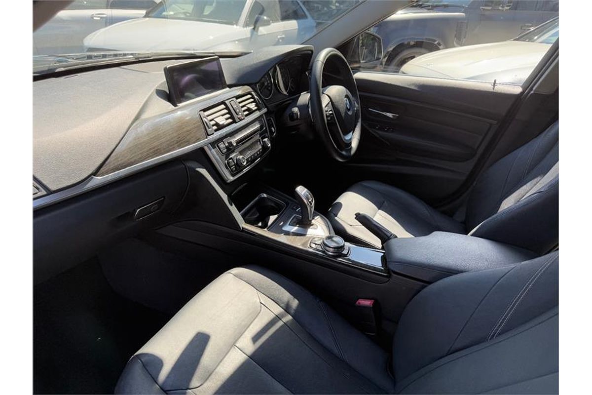 2013 BMW 3 Series 328i F30