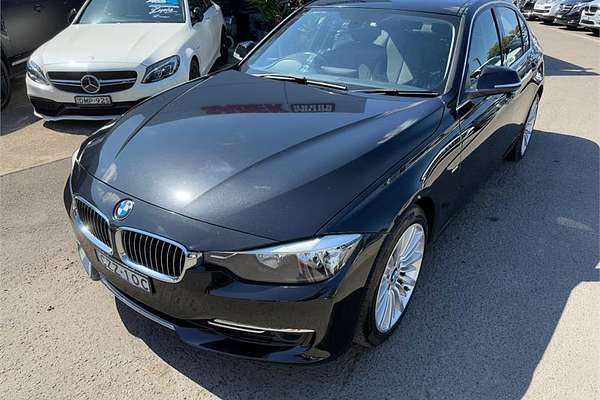 2013 BMW 3 Series 328i F30