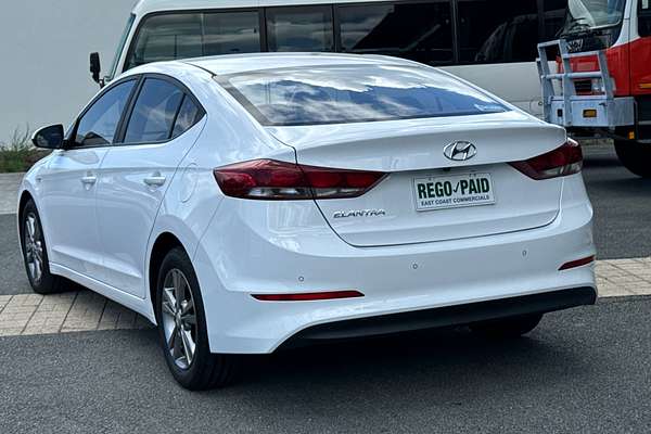 2017 Hyundai Elantra Active AD