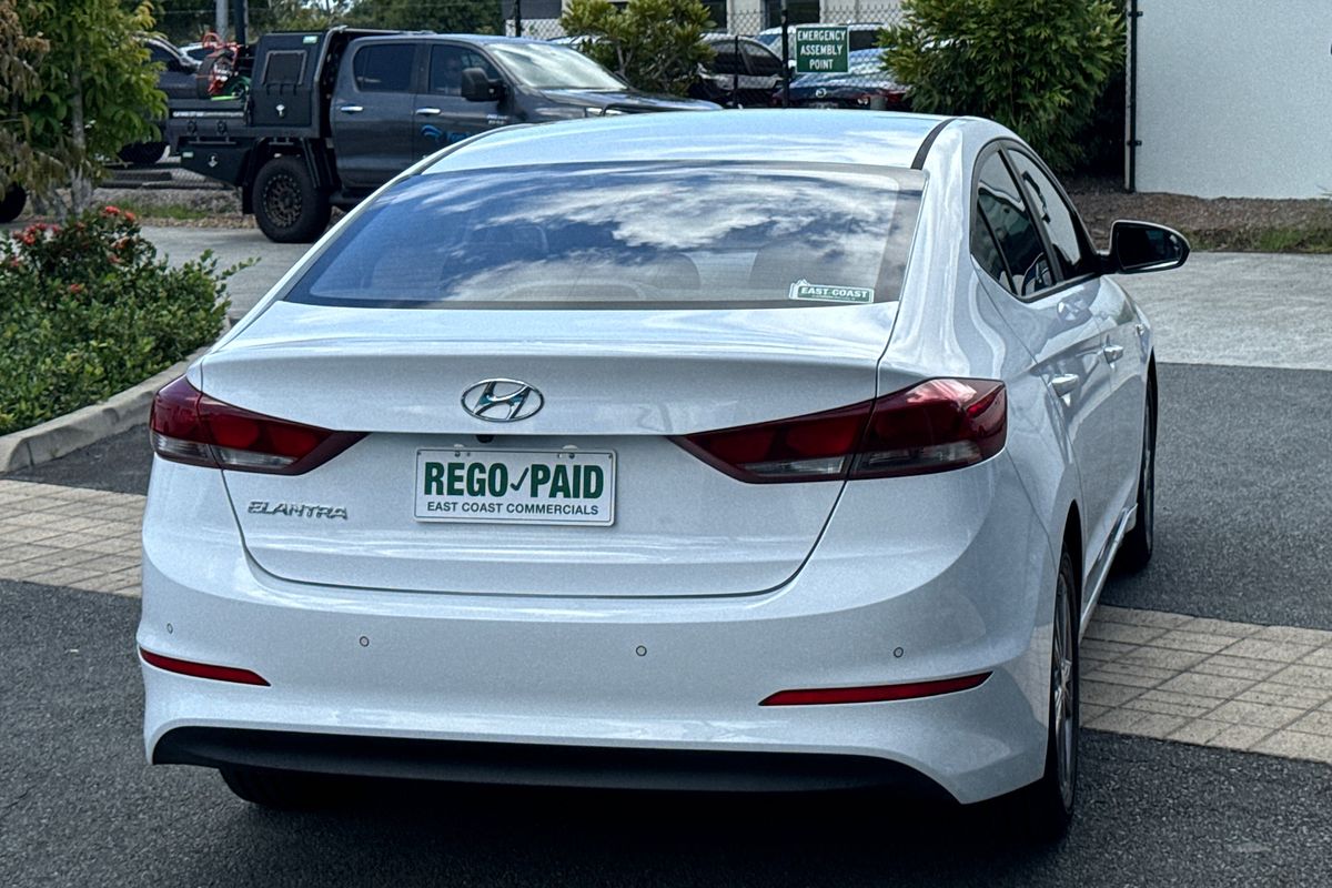2017 Hyundai Elantra Active AD