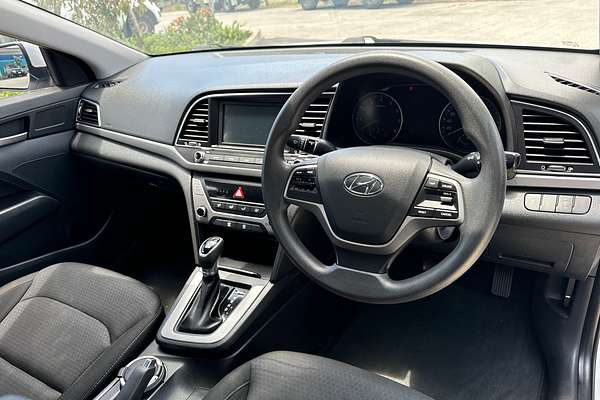 2017 Hyundai Elantra Active AD