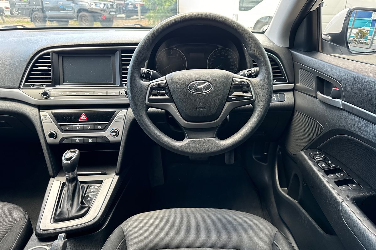 2017 Hyundai Elantra Active AD