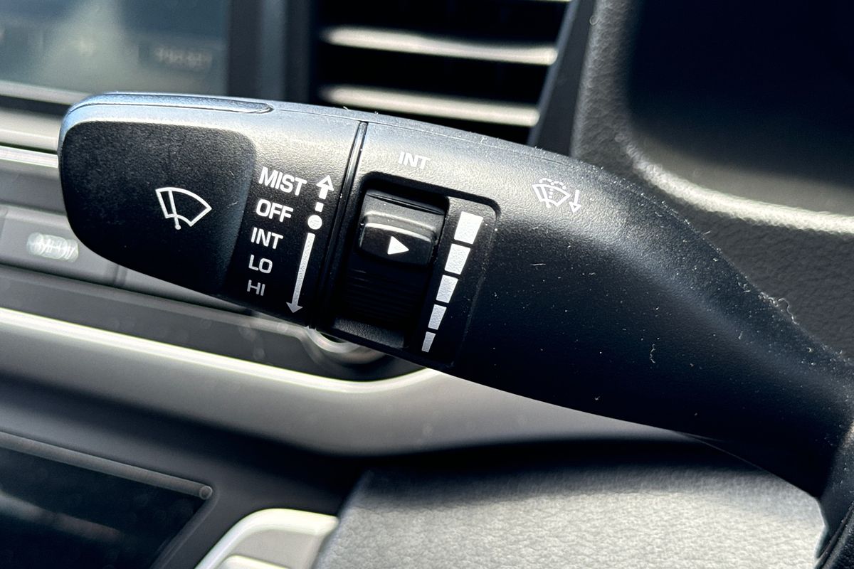 2017 Hyundai Elantra Active AD