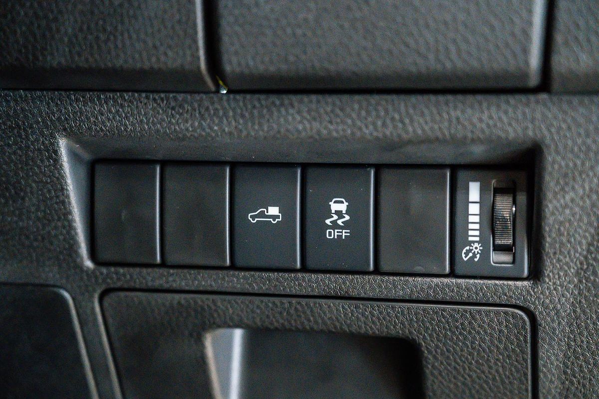 2024 Isuzu D-MAX X-TERRAIN 4X4