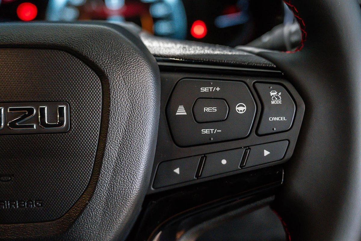 2024 Isuzu D-MAX X-TERRAIN 4X4