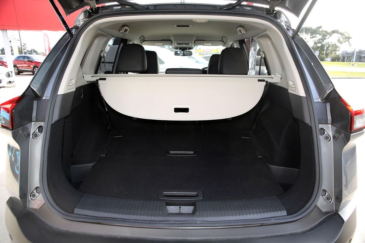 2023 Nissan X-TRAIL ST-L T33