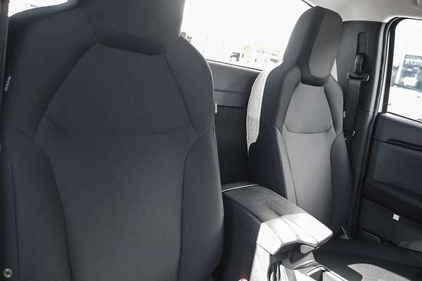 2024 Isuzu D-MAX SX High Ride Rear Wheel Drive