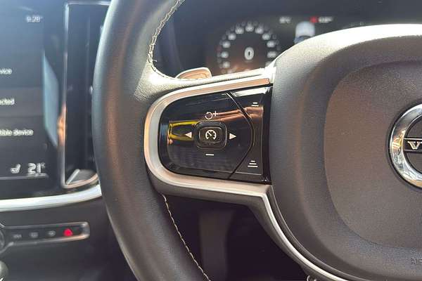 2020 Volvo S60 T5 R-Design