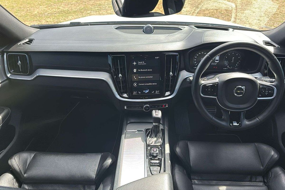 2020 Volvo S60 T5 R-Design