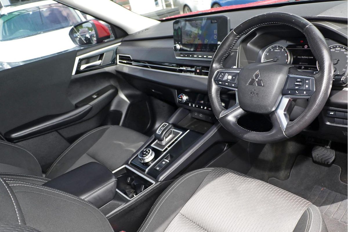 2021 Mitsubishi Outlander LS ZM