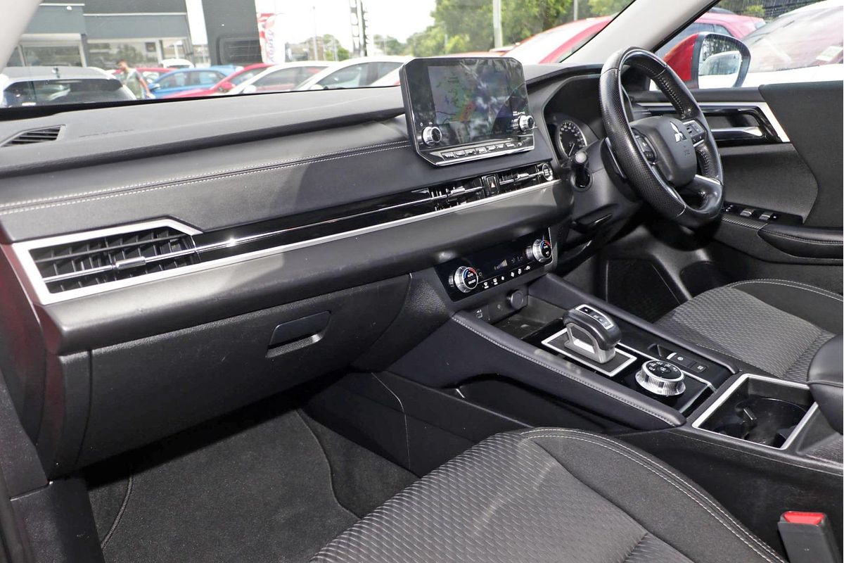 2021 Mitsubishi Outlander LS ZM