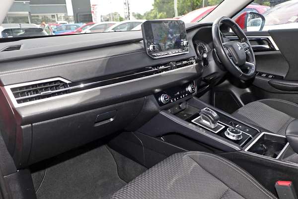 2021 Mitsubishi Outlander LS ZM