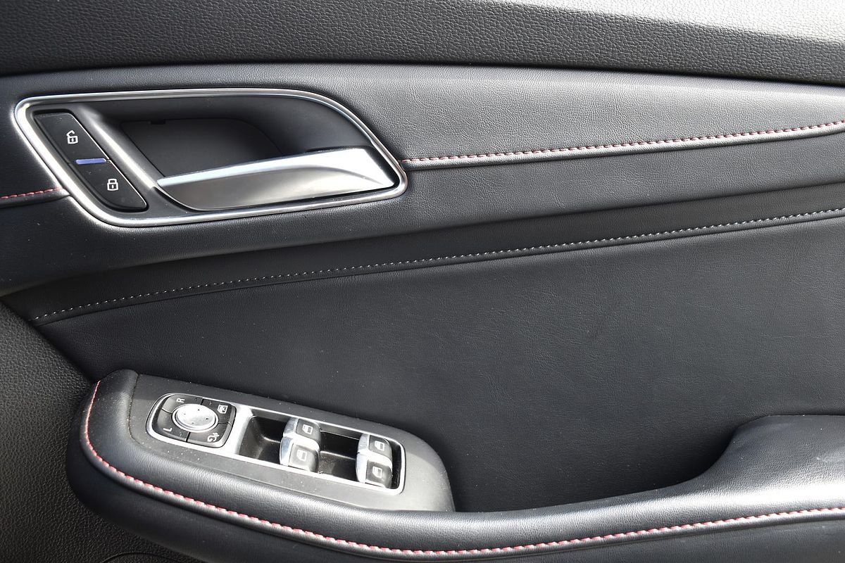 2022 MG HS Plus EV Excite SAS23
