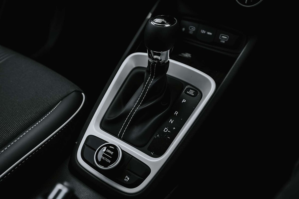 2024 Hyundai Venue Active QX.V5