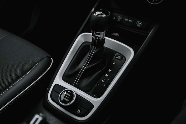 2024 Hyundai Venue Active QX.V5