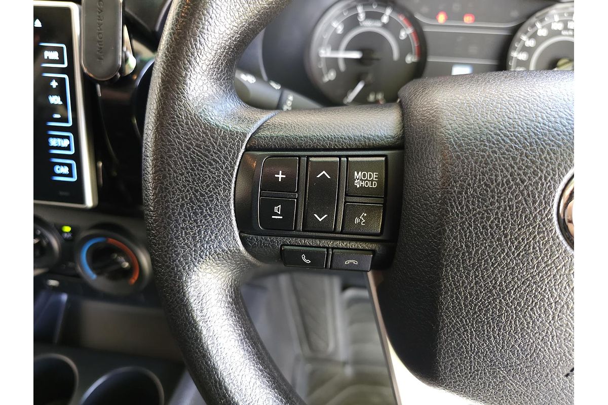 2017 Toyota Hilux Workmate GUN125R 4X4