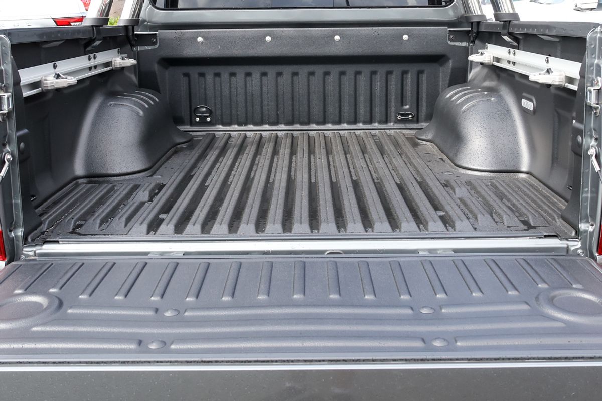 2024 Nissan Navara ST-X D23 4X4