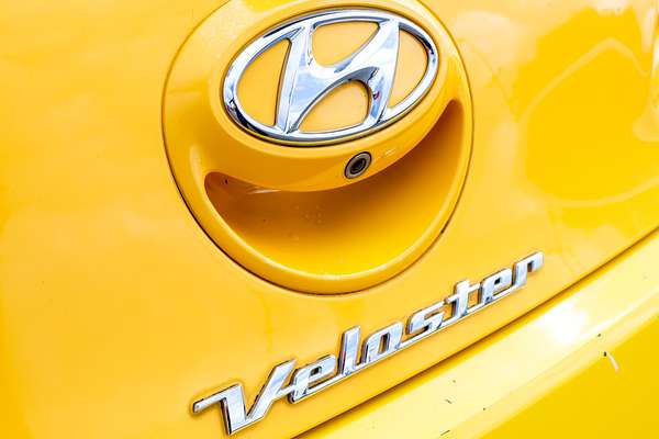 2015 Hyundai Veloster SR Turbo FS4 Series II