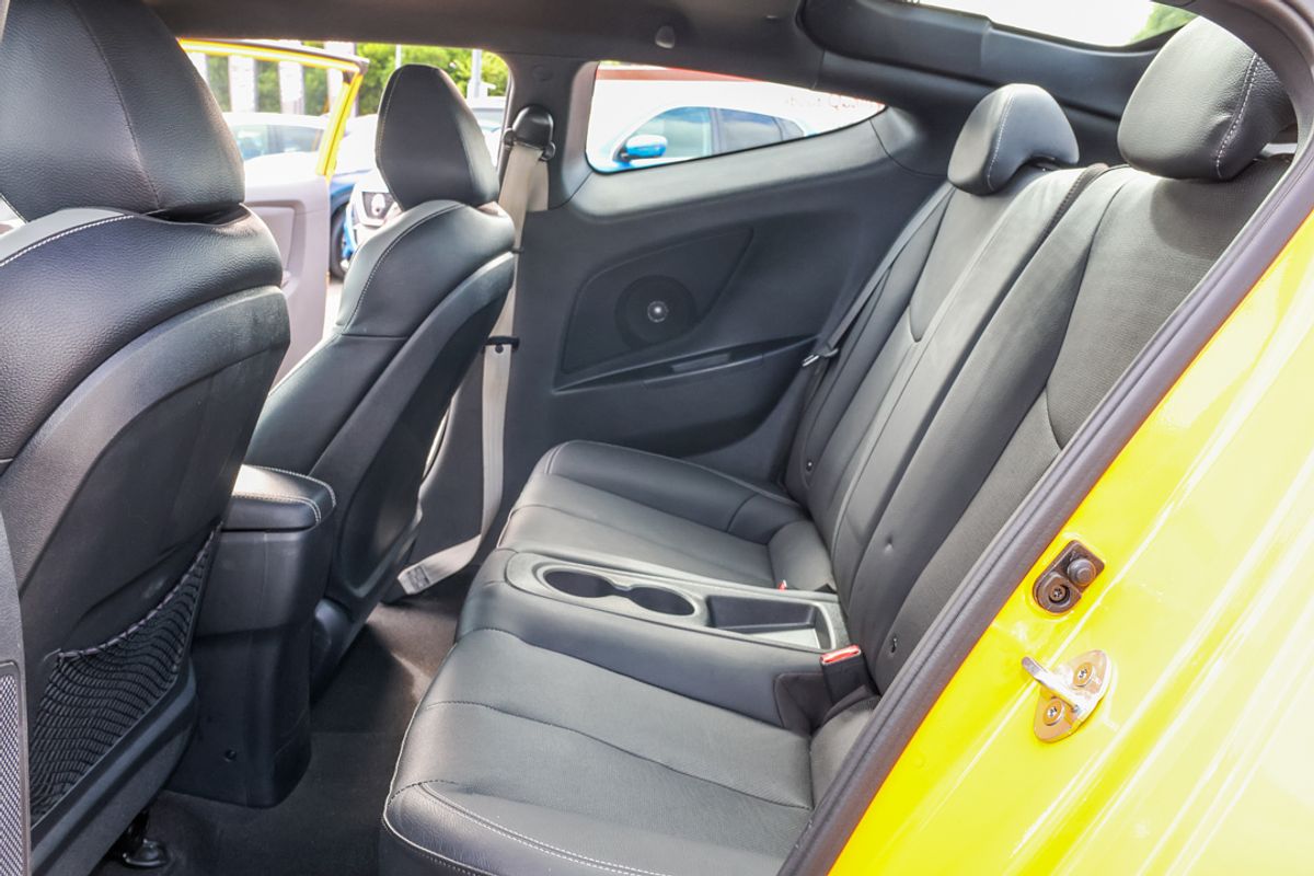 2015 Hyundai Veloster SR Turbo FS4 Series II
