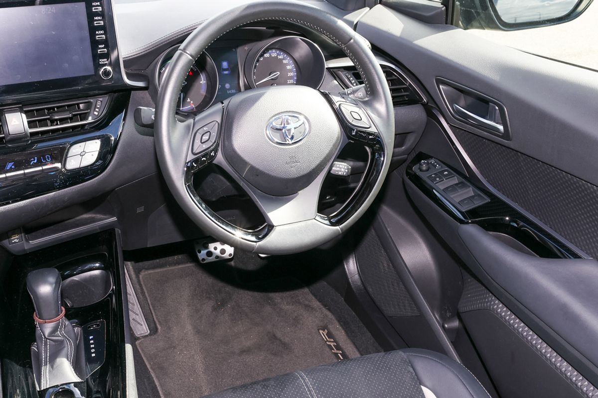 2022 Toyota C-HR GR Sport ZYX10R