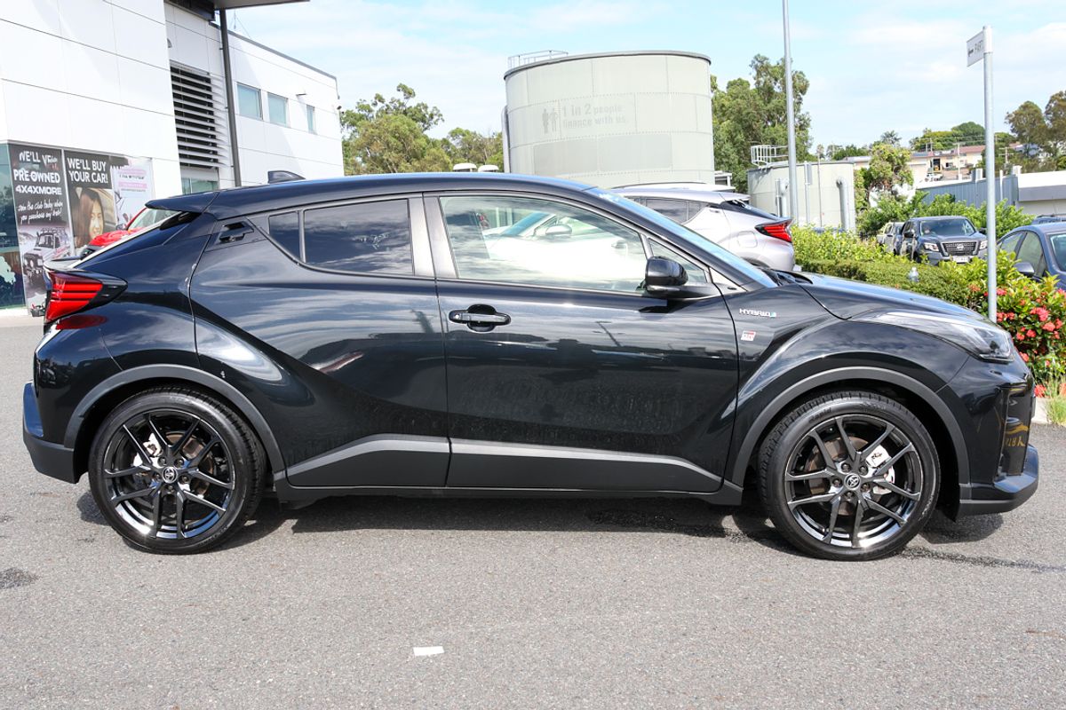 2022 Toyota C-HR GR Sport ZYX10R