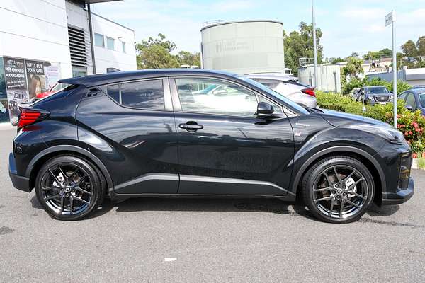 2022 Toyota C-HR GR Sport ZYX10R